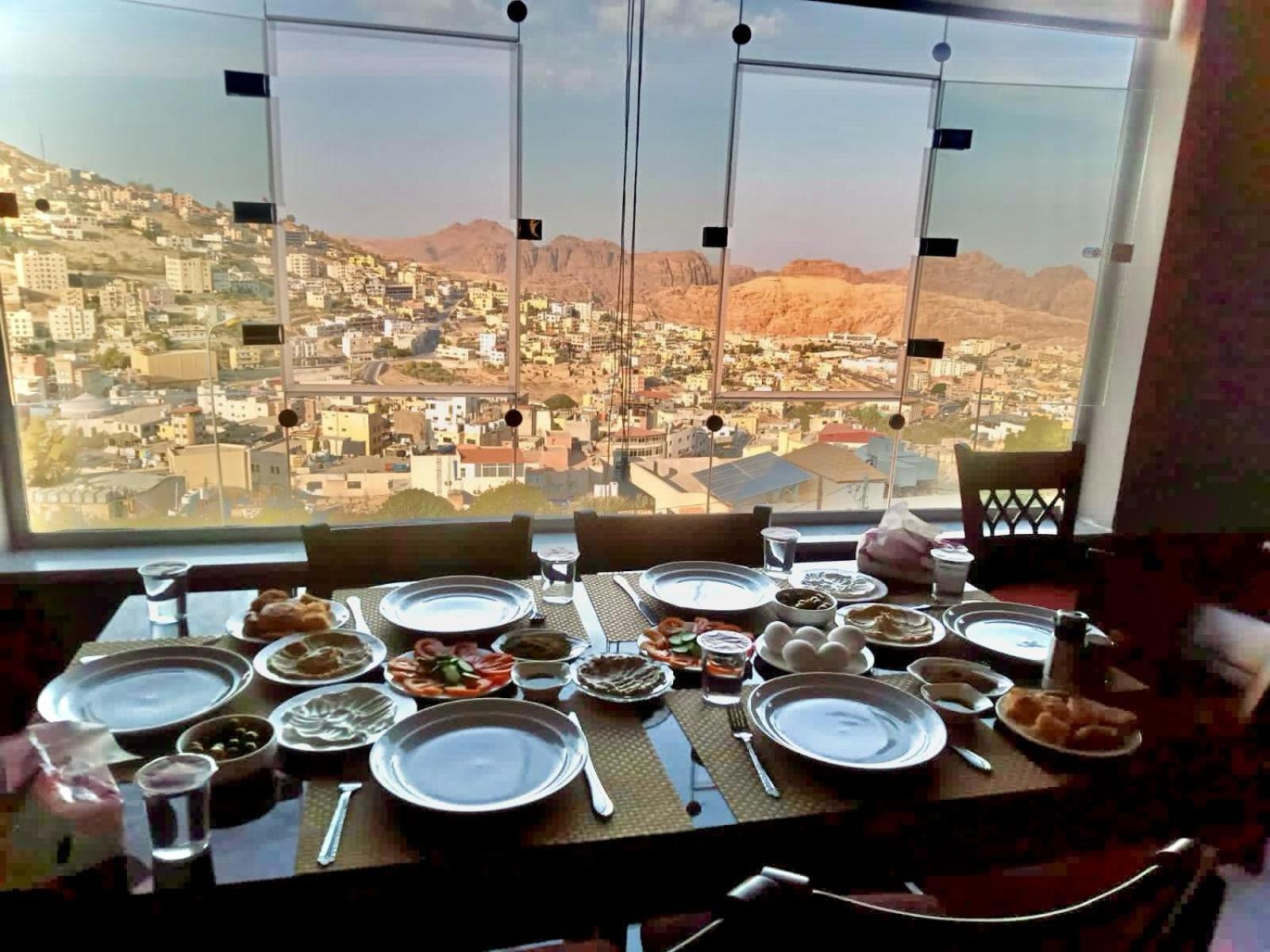 Petra Monastery Tourist Hotel Wadi Musa Buitenkant foto