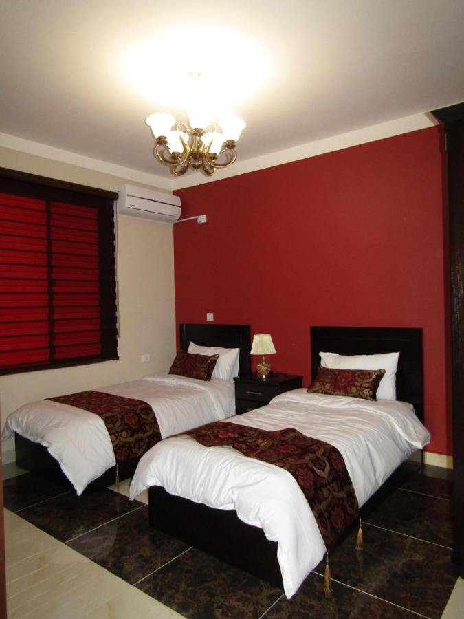 Petra Monastery Tourist Hotel Wadi Musa Buitenkant foto