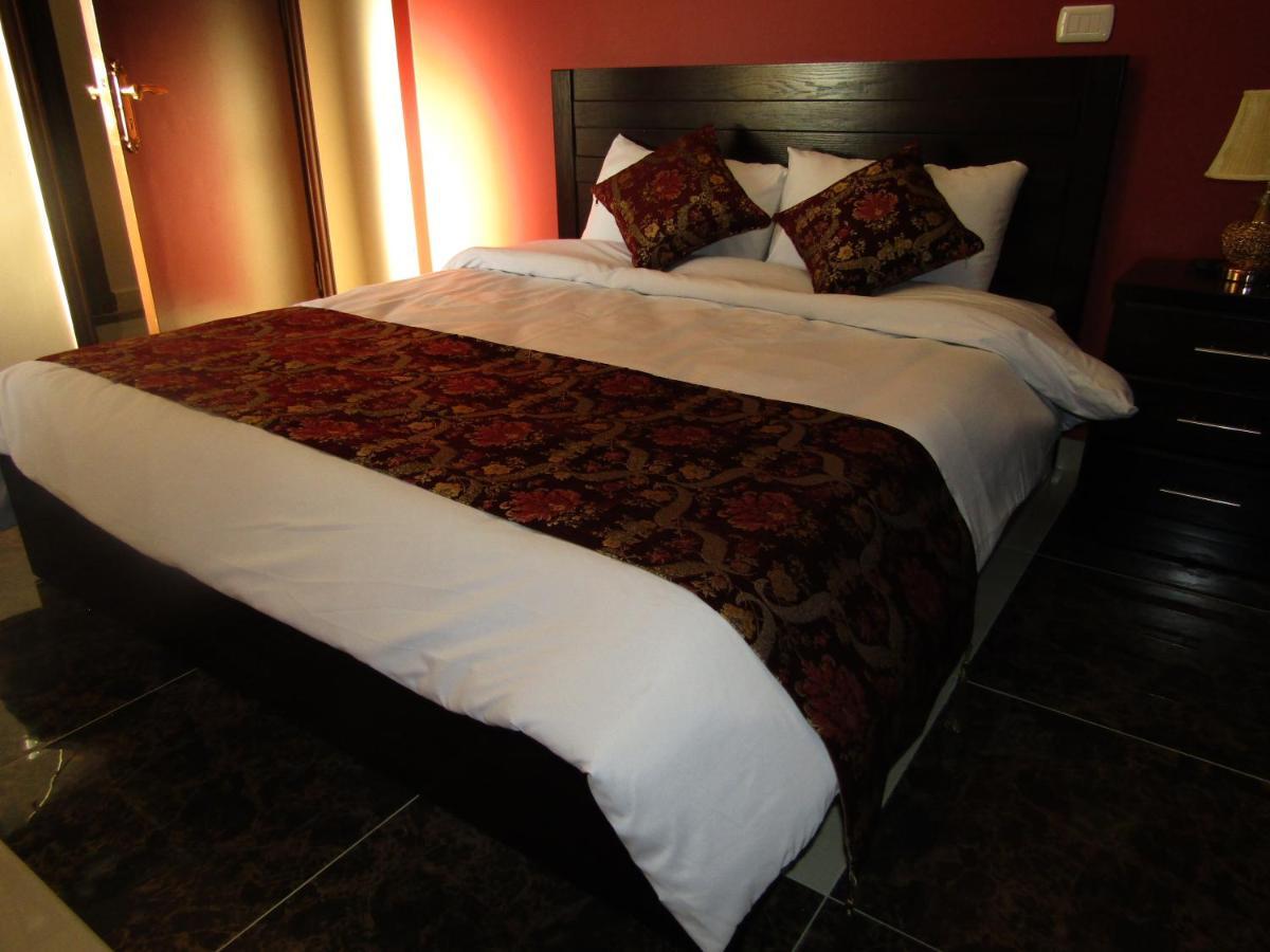 Petra Monastery Tourist Hotel Wadi Musa Buitenkant foto