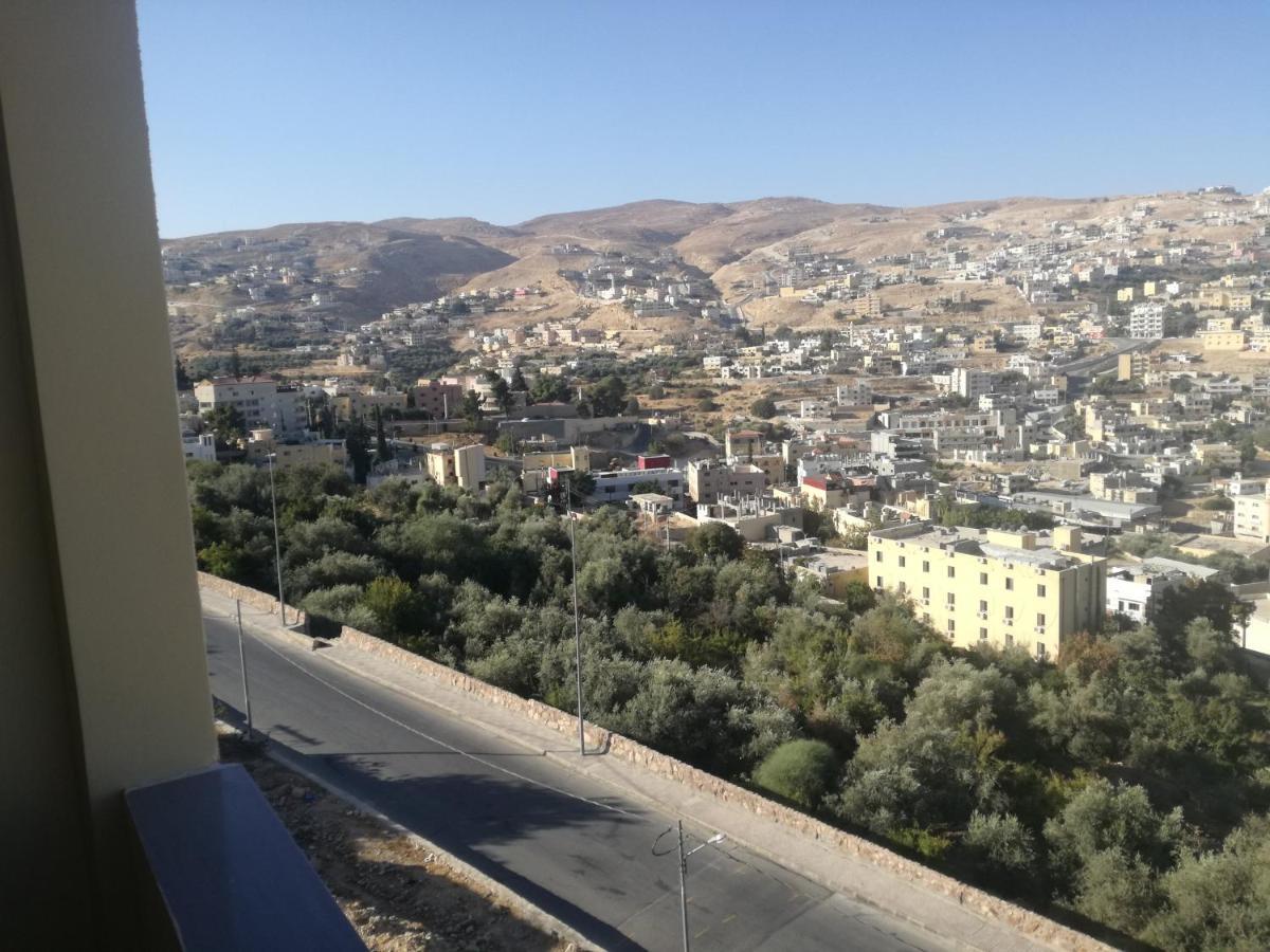 Petra Monastery Tourist Hotel Wadi Musa Buitenkant foto